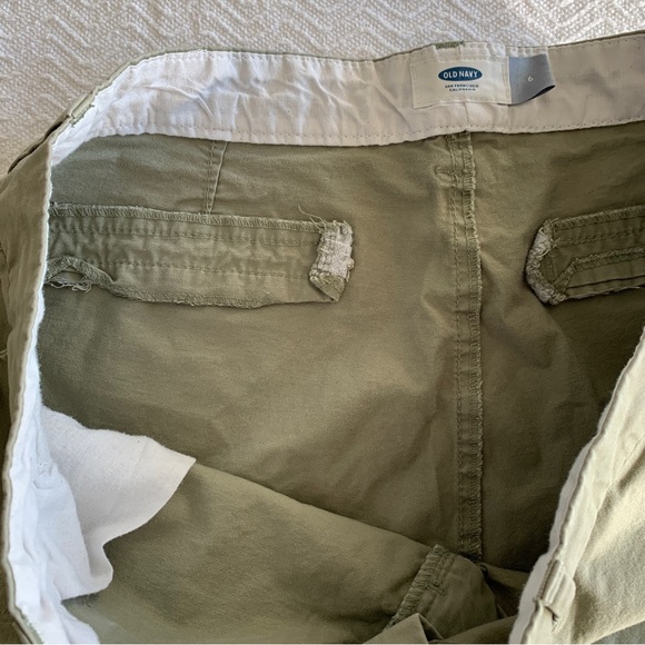 Women’s Old Navy Army Green Twill Shorts 4” inseam Fits like an 8 - Picture 5 of 5